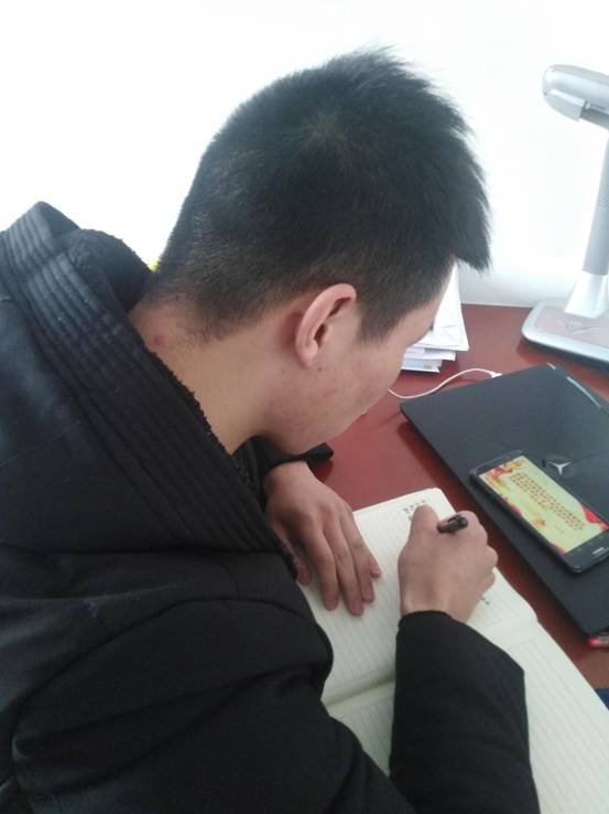 86F0A59BCA3E927947A97CEA97B6B6DE